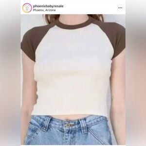 Brandy melville‎ john Galt Top baby tee Cream Brown Bella Colorblock T-Shirt